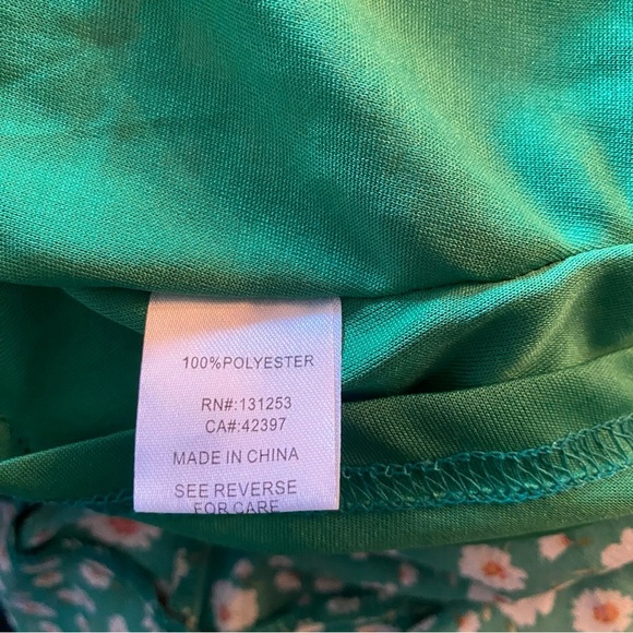 Pink Martini Dress green petite floral print ruffle sleeves faux wrap style - Picture 12 of 12